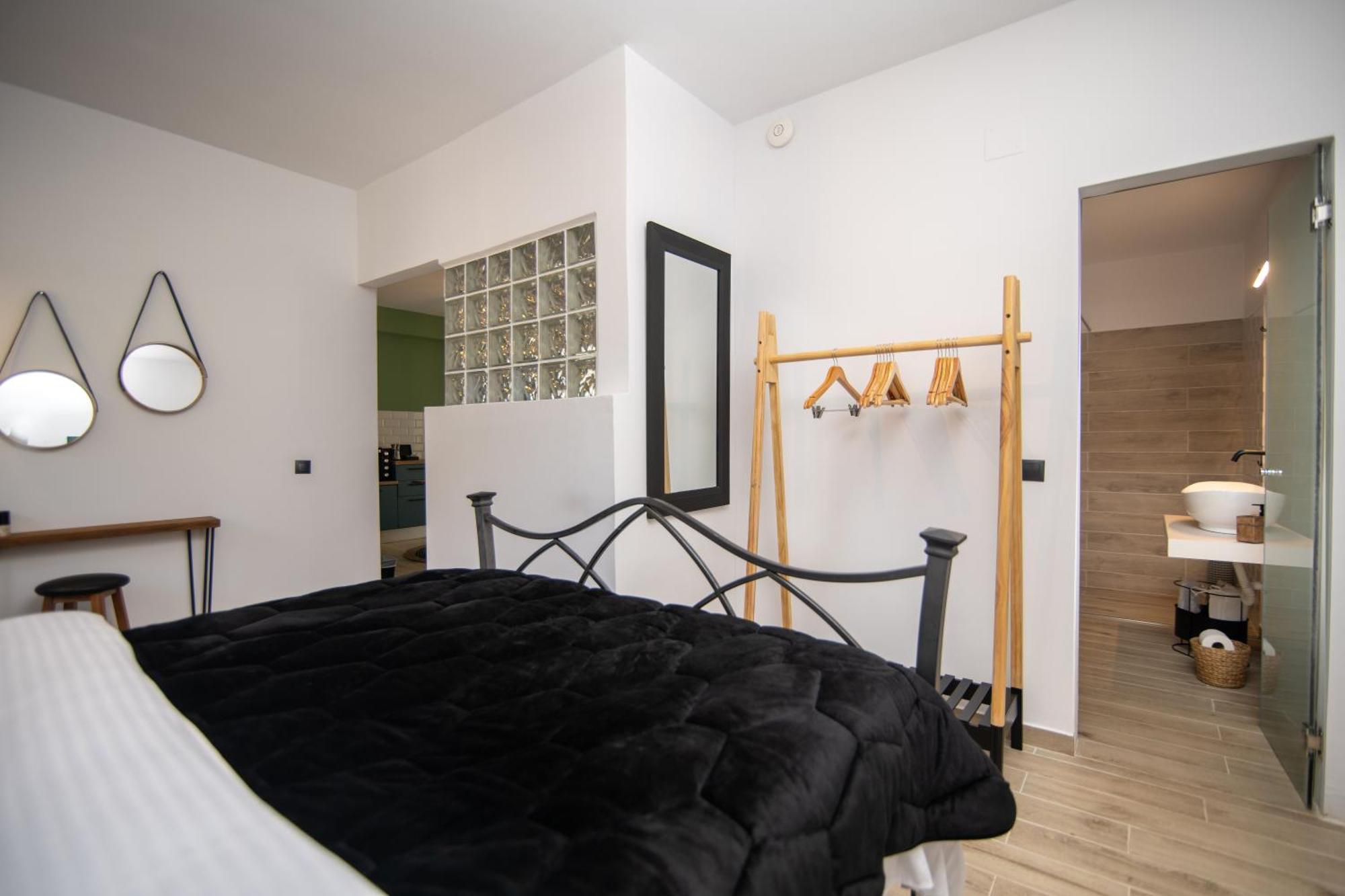Armoniahousesuites Peritheia Екстериор снимка