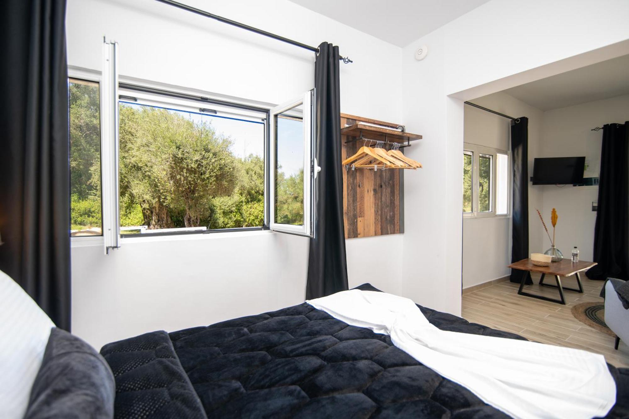 Armoniahousesuites Peritheia Екстериор снимка